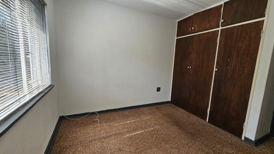 2 Bedroom Property for Sale in Potchefstroom North West